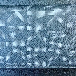 Michael Kors Jet set Men’s Black Bifold Card wallet New Retail $88